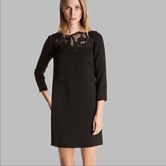 Halston Heritage Dresses & Skirts - Halston Heritage Embroidered Rose 3/4 Sleeve Dress - 0